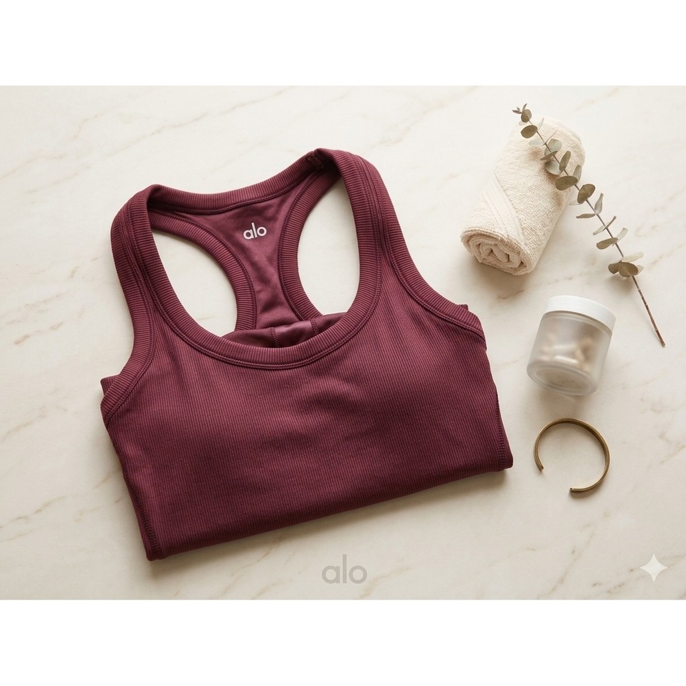 Alo Yoga Ribbed Racerback Shelf Bra Tank Top Women's XS Burgundy